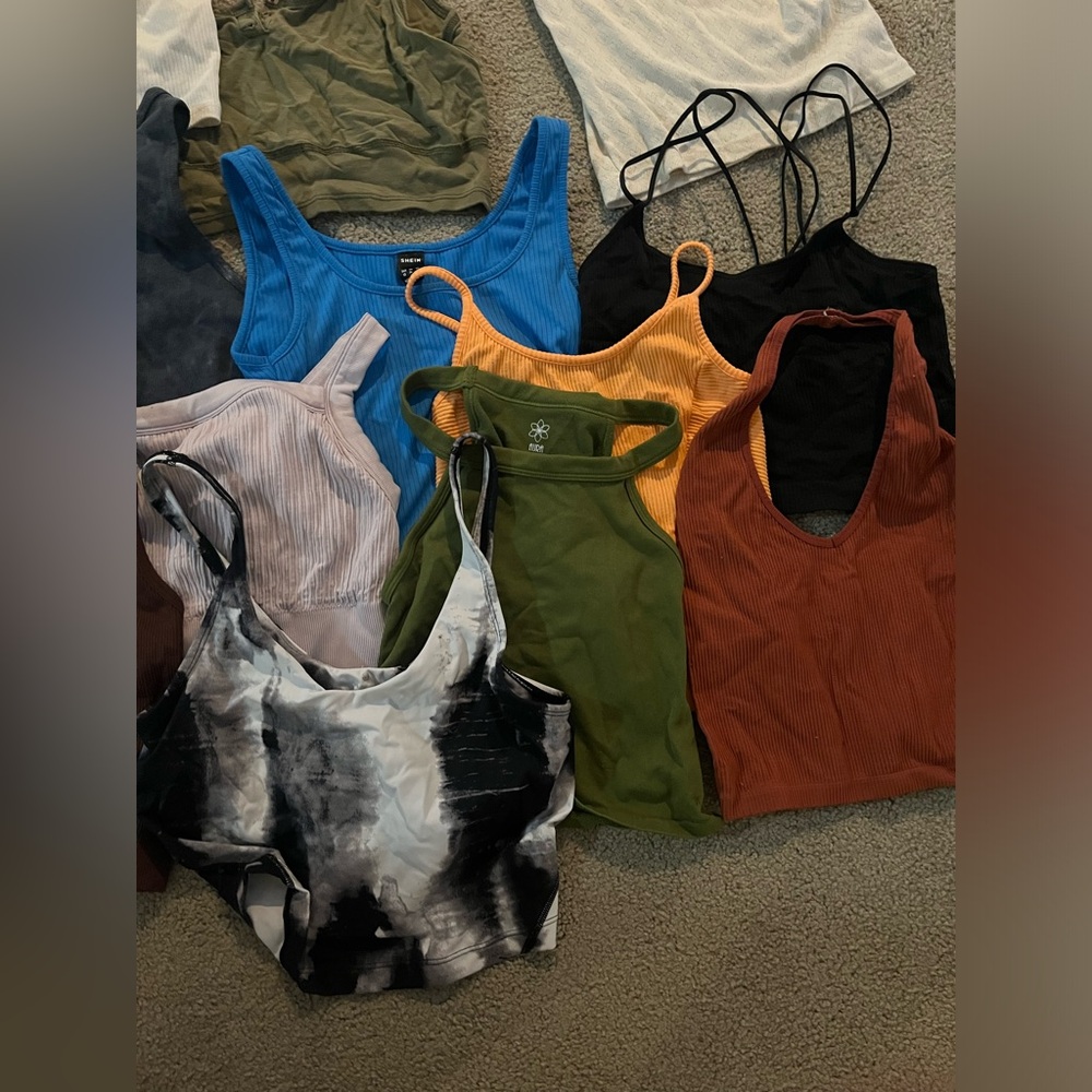 Tank Top Bundle - image 4